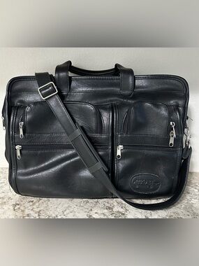 BUGATTI Leather Men's Messenger Carrier Bag with Shoulder Strap -Soft Leather